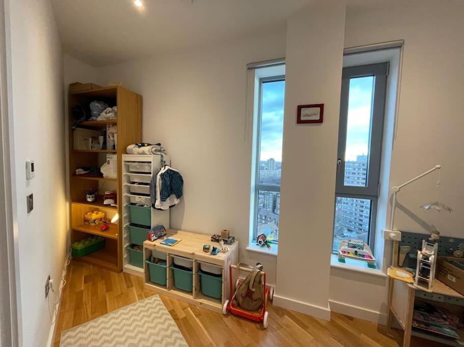 3 Bedroom Penthouse With Terrace And Skyline In Battersea London Exterior foto
