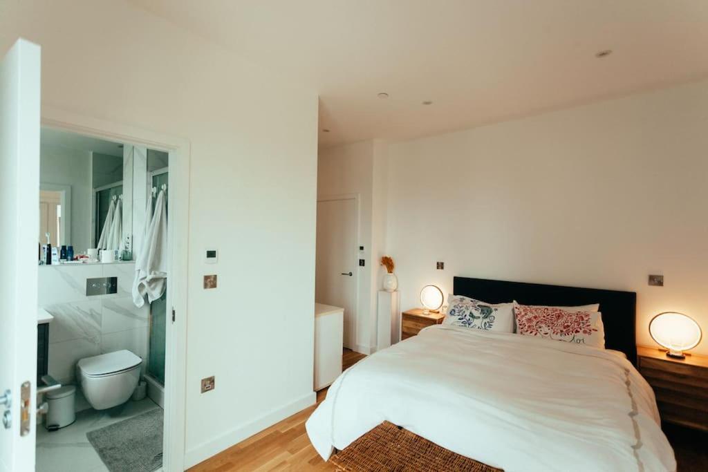 3 Bedroom Penthouse With Terrace And Skyline In Battersea London Exterior foto